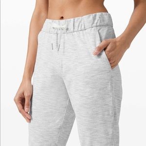 Lululemon On the Fly Pants